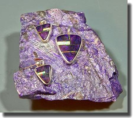 Picture for category Sugilite